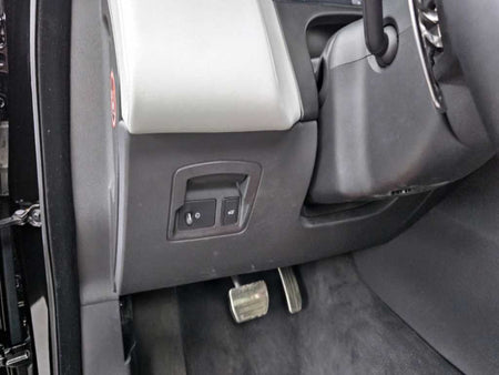 Land Rover Range Rover Velar — photo 16