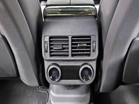Land Rover Range Rover Velar — photo 18