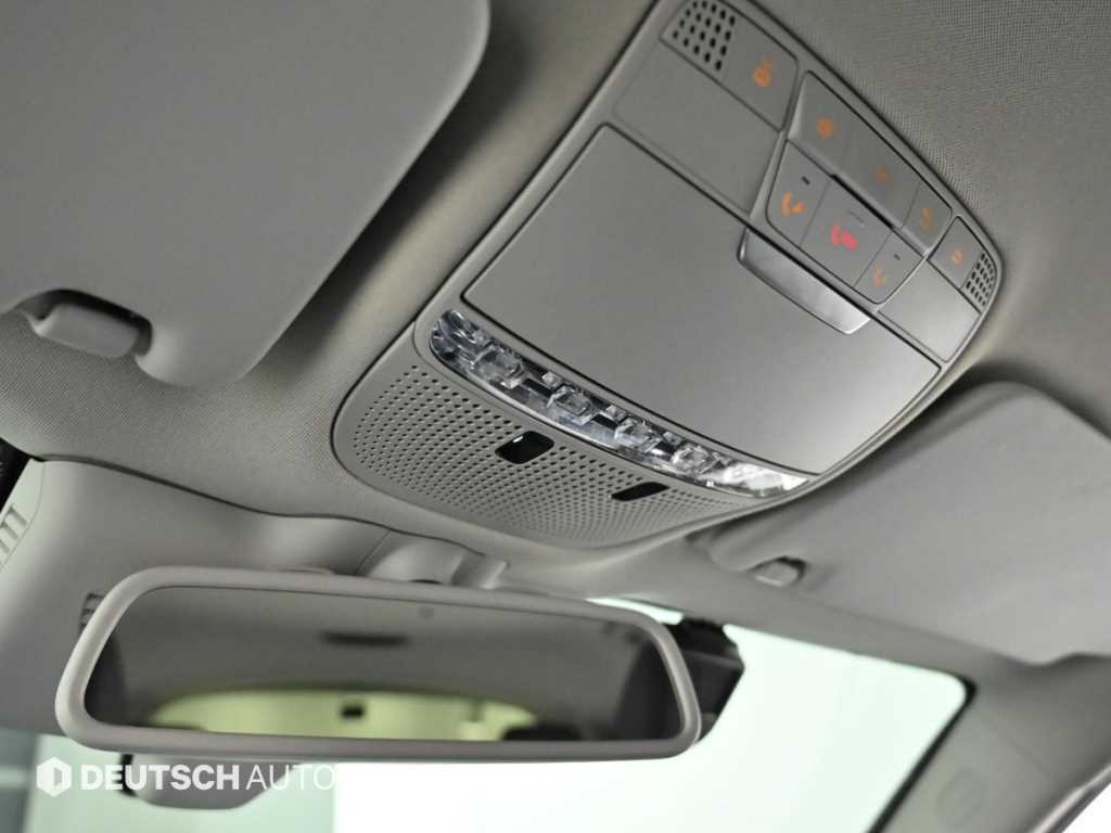 Mercedes-Benz GLC-Class — photo 19