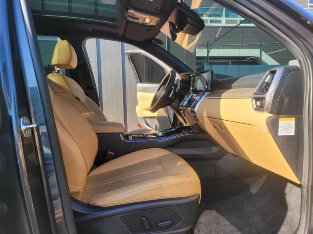 Kia Sorento — photo 18