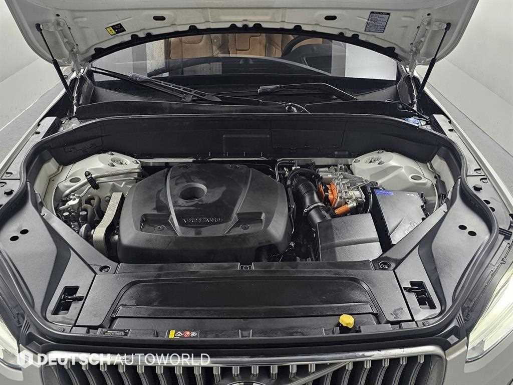 Volvo XC90 — photo 06