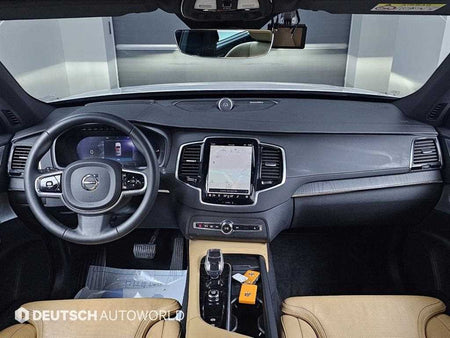 Volvo XC90 — photo 07