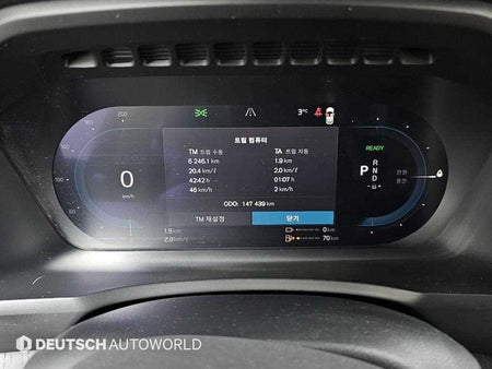 Volvo XC90 — photo 08