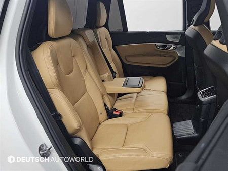 Volvo XC90 — photo 12