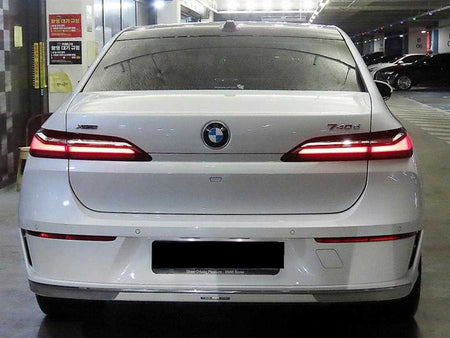 BMW 7-Series — photo 05