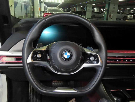 BMW 7-Series — photo 08