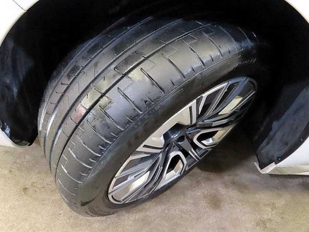 BMW 7-Series — photo 20