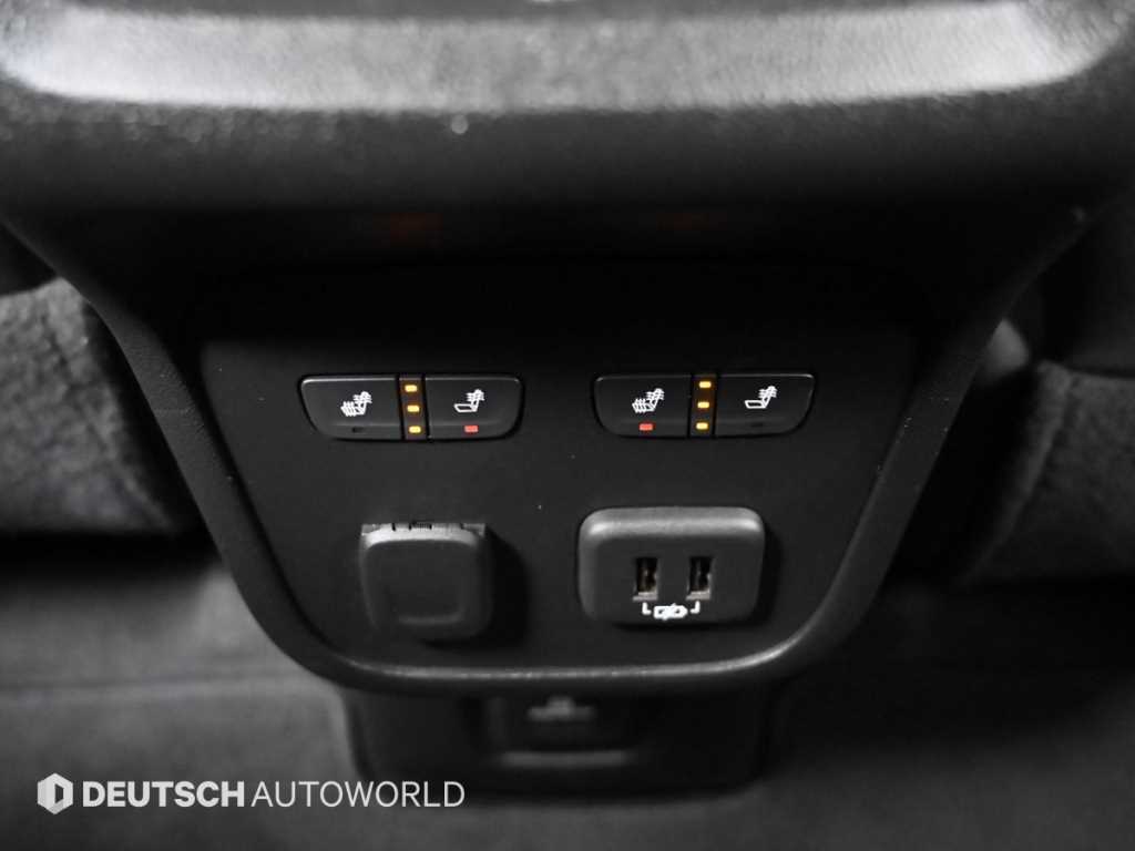 CHEVROLET Equinox — photo 16