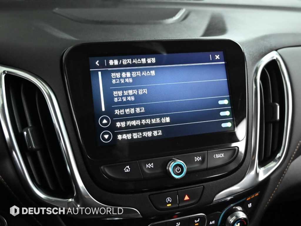 CHEVROLET Equinox — photo 17