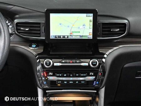 Ford Explorer — photo 14