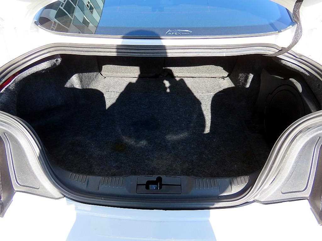 Ford Mustang — photo 16