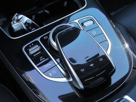Mercedes-Benz E-Class — photo 07