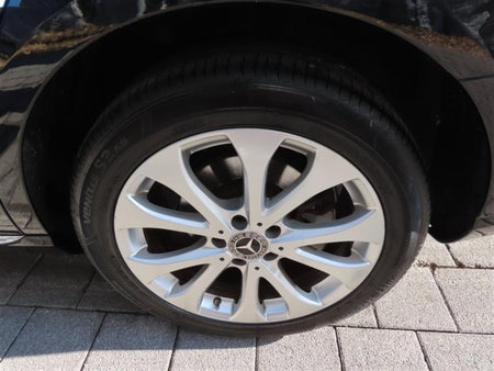 Mercedes-Benz E-Class — photo 16