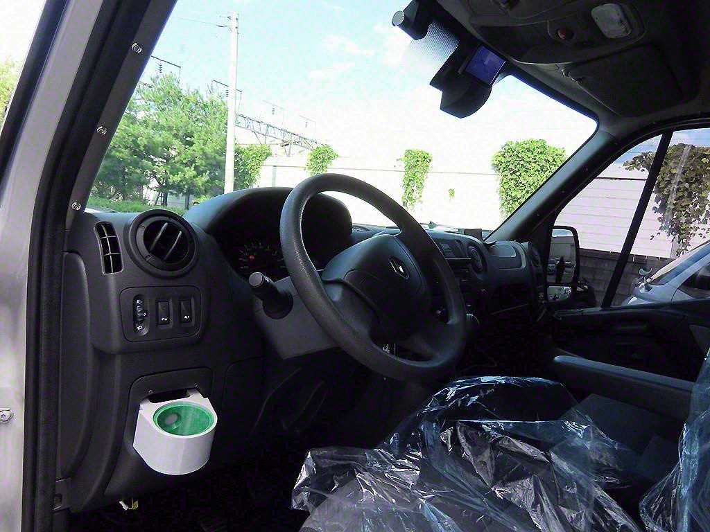 RENAULT Master — photo 08