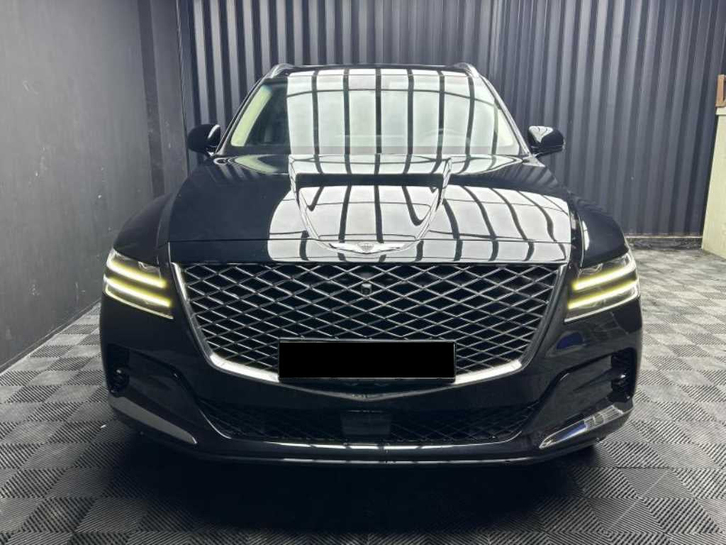 Genesis GV80 — photo 01