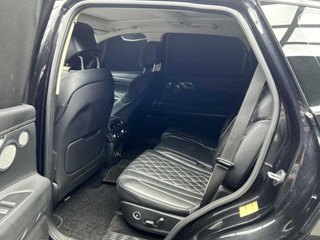 Genesis GV80 — photo 08