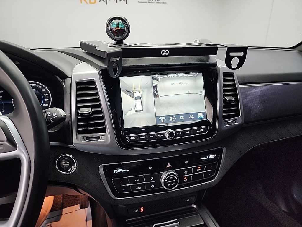 KGM Rexton — photo 10