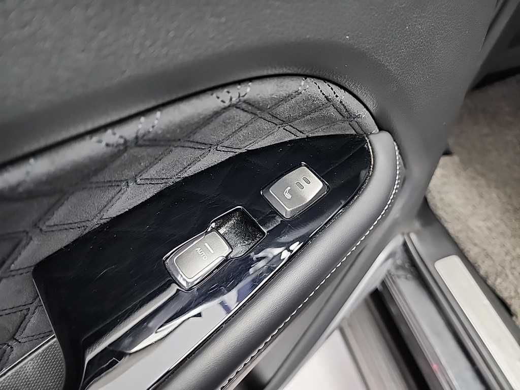 KGM Rexton — photo 14