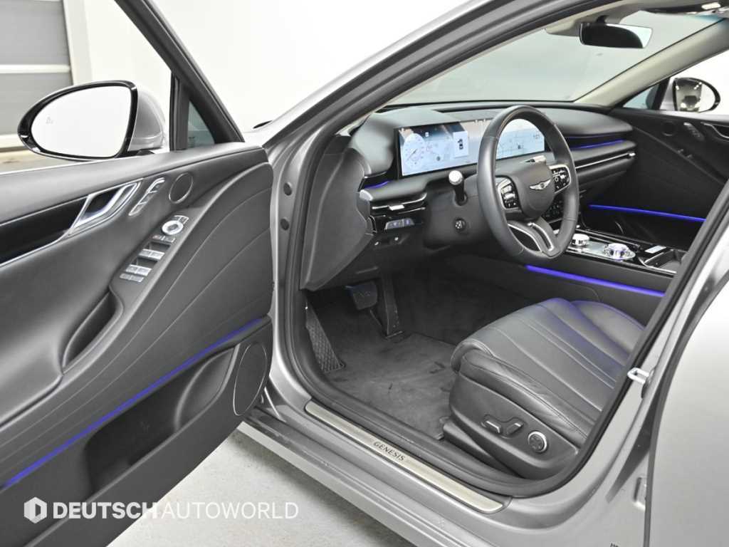 Genesis G80 — photo 11