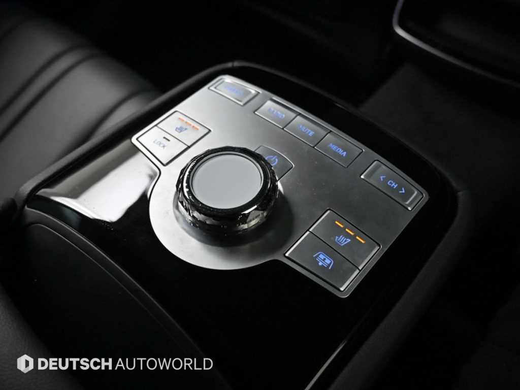 Genesis G80 — photo 16