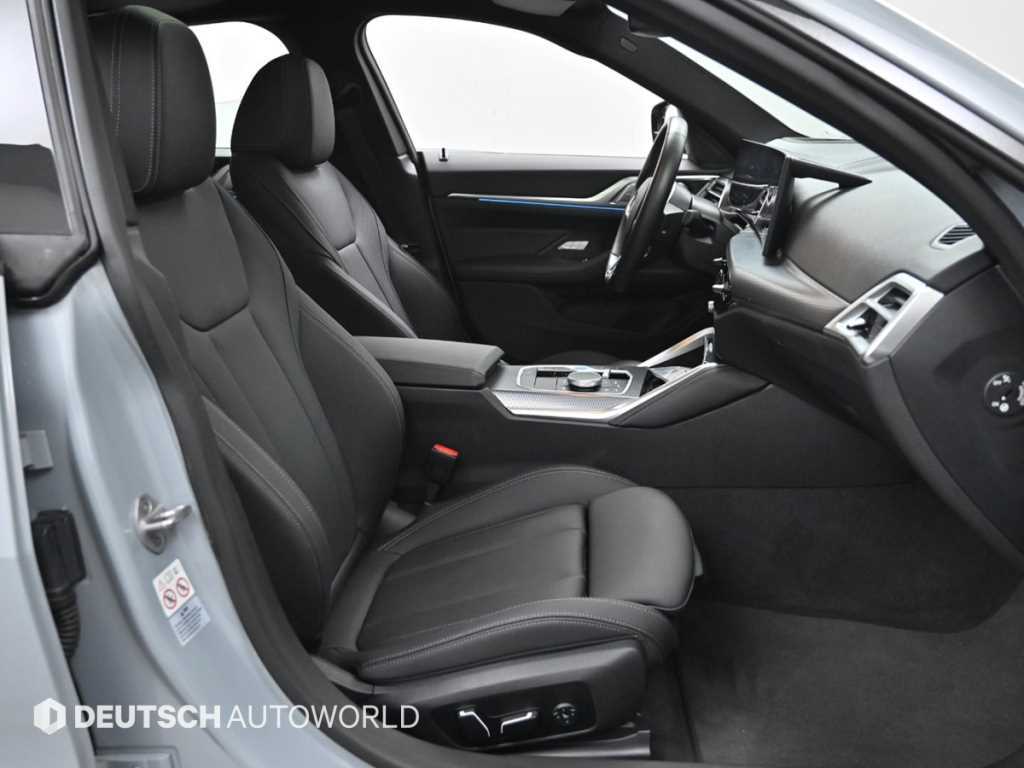 BMW i4 — photo 09