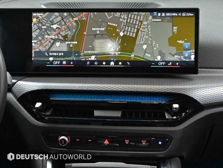 BMW i4 — photo 13