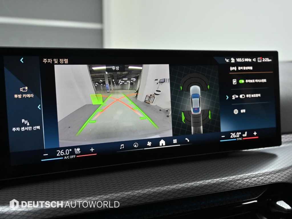 BMW i4 — photo 14