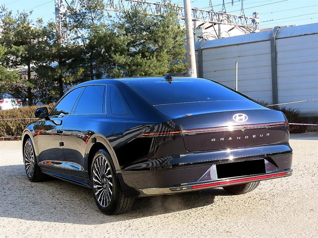 Hyundai Grandeur — photo 03