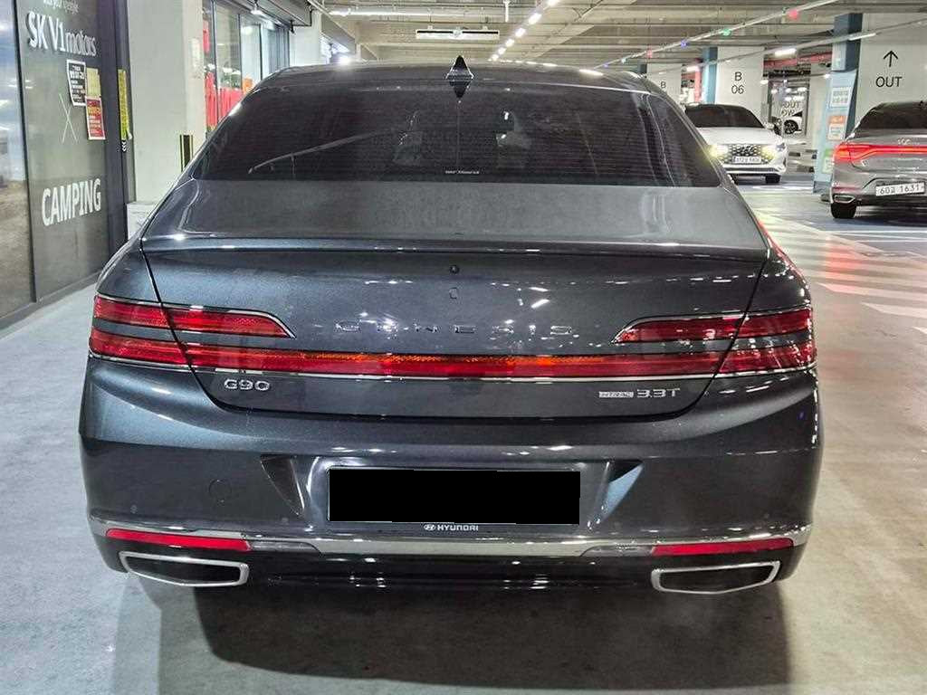Genesis G90 — photo 05