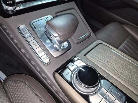 Genesis G90 — photo 11