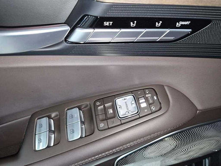 Genesis G90 — photo 12