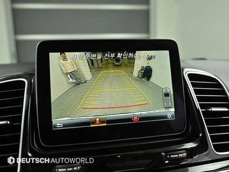 Mercedes-Benz GLE-Class — photo 15
