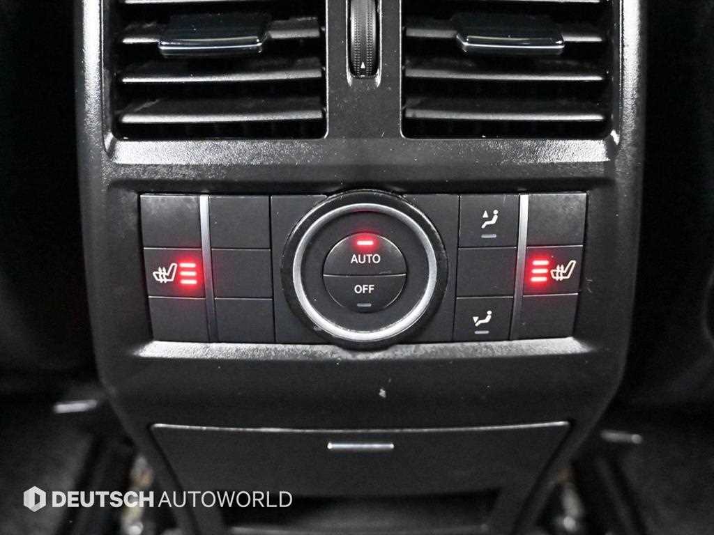 Mercedes-Benz GLE-Class — photo 16
