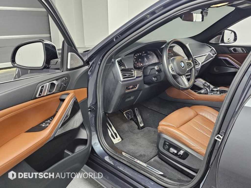 BMW X6 — photo 11