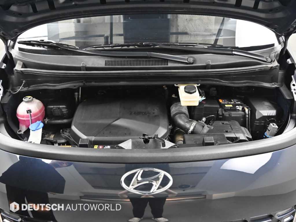 Hyundai Staria — photo 06