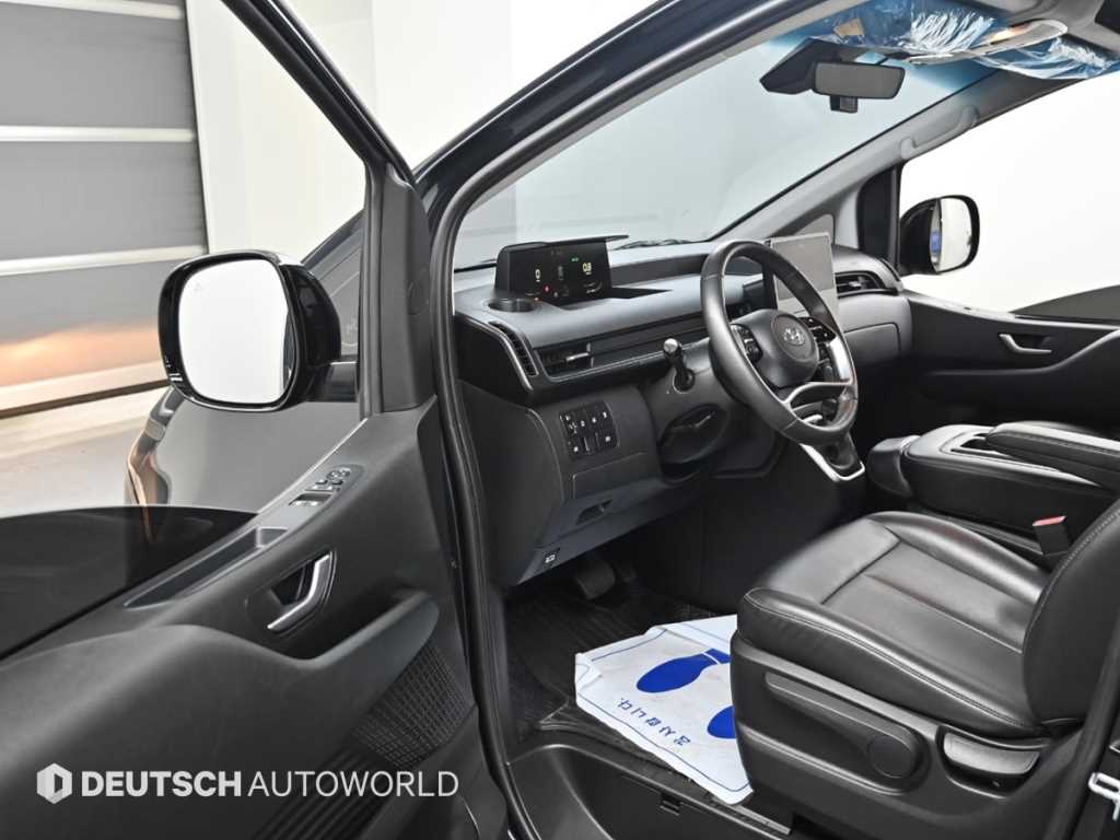 Hyundai Staria — photo 11
