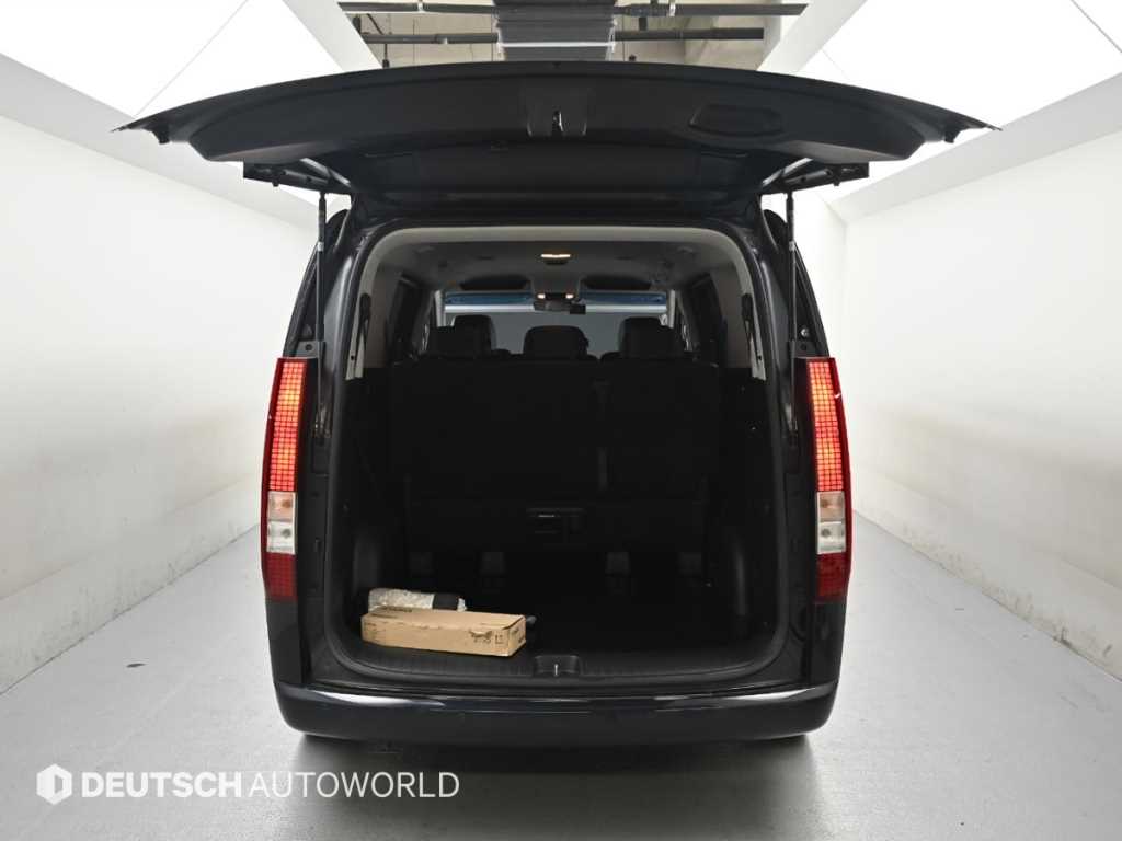 Hyundai Staria — photo 19