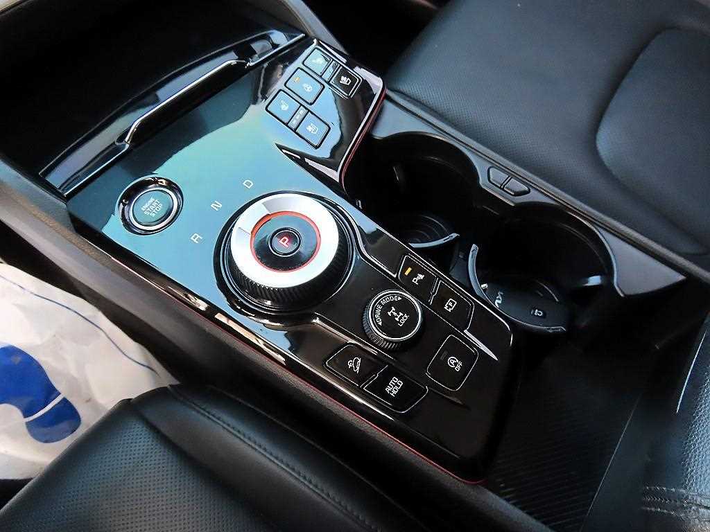 Kia Sportage — photo 10