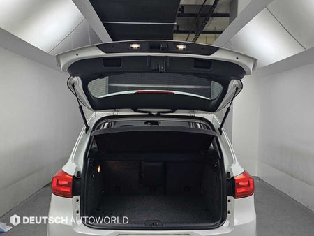 Volkswagen Tiguan — photo 20