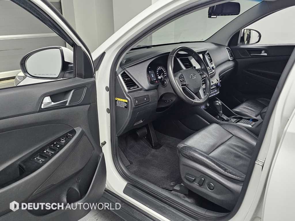 Hyundai Tucson — photo 11