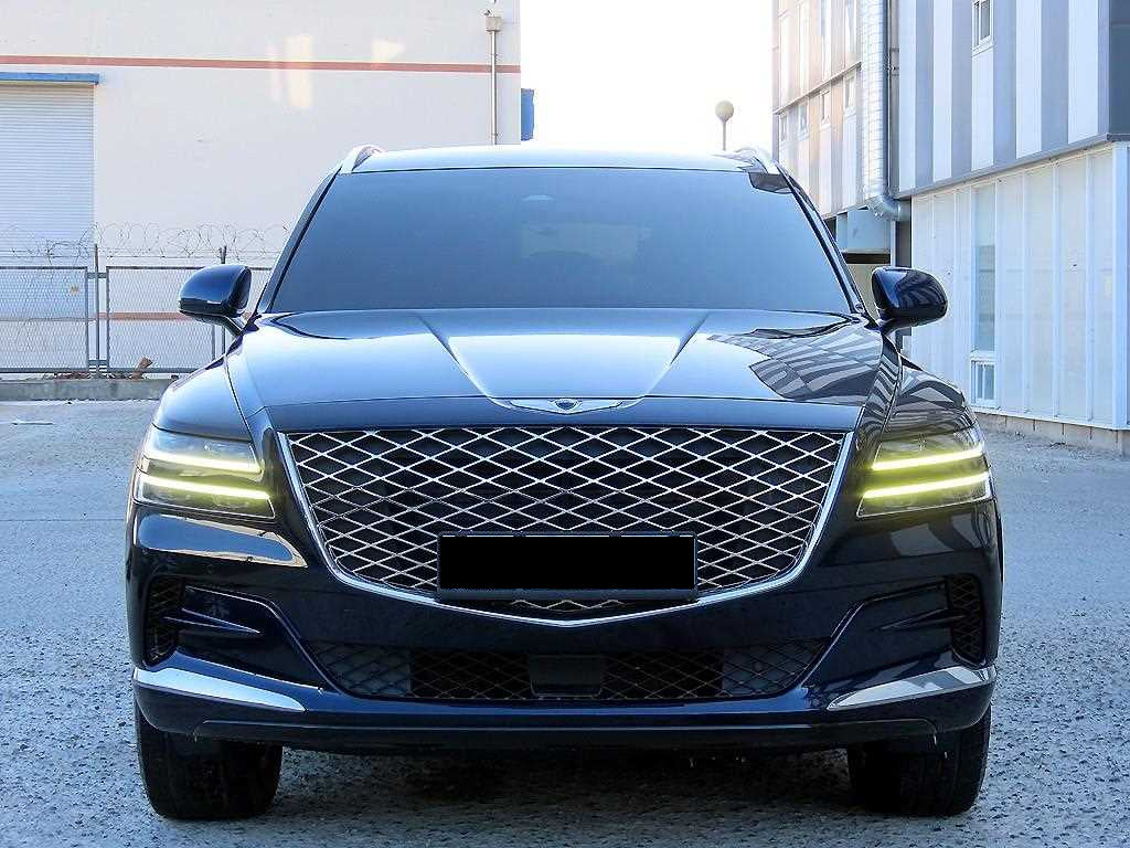 Genesis GV80 — photo 01