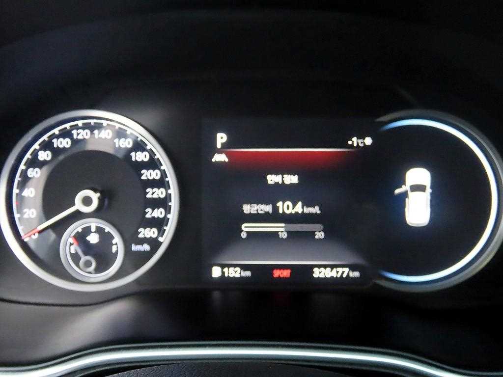 Genesis GV80 — photo 09