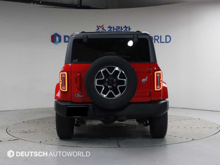 Ford Bronco — photo 04
