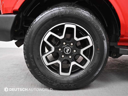 Ford Bronco — photo 05