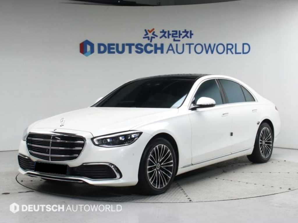 Mercedes-Benz S-Class — photo 01