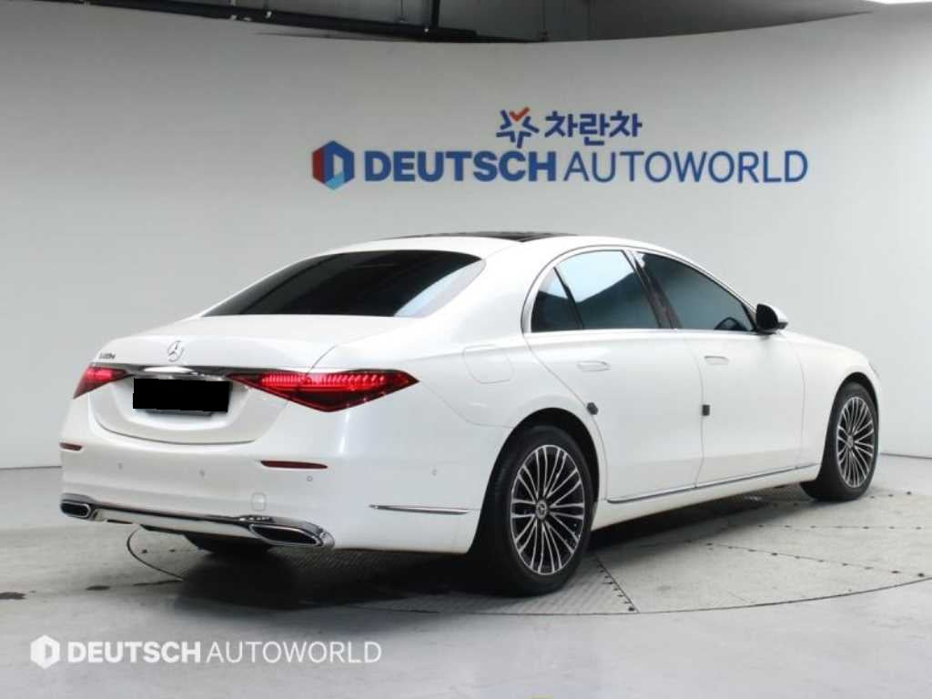Mercedes-Benz S-Class — photo 02