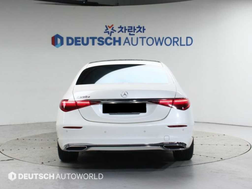 Mercedes-Benz S-Class — photo 04