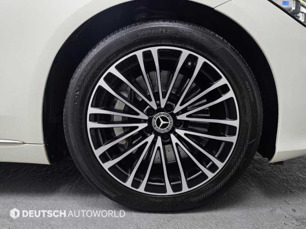 Mercedes-Benz S-Class — photo 05
