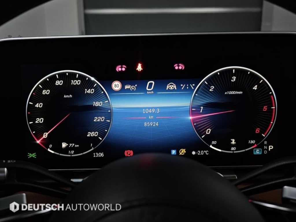 Mercedes-Benz S-Class — photo 08