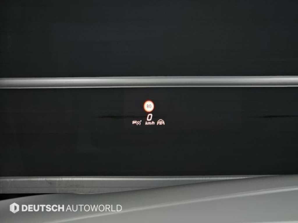 Mercedes-Benz S-Class — photo 18